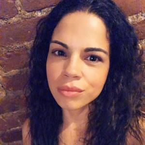 Meet your Posher, Cristina